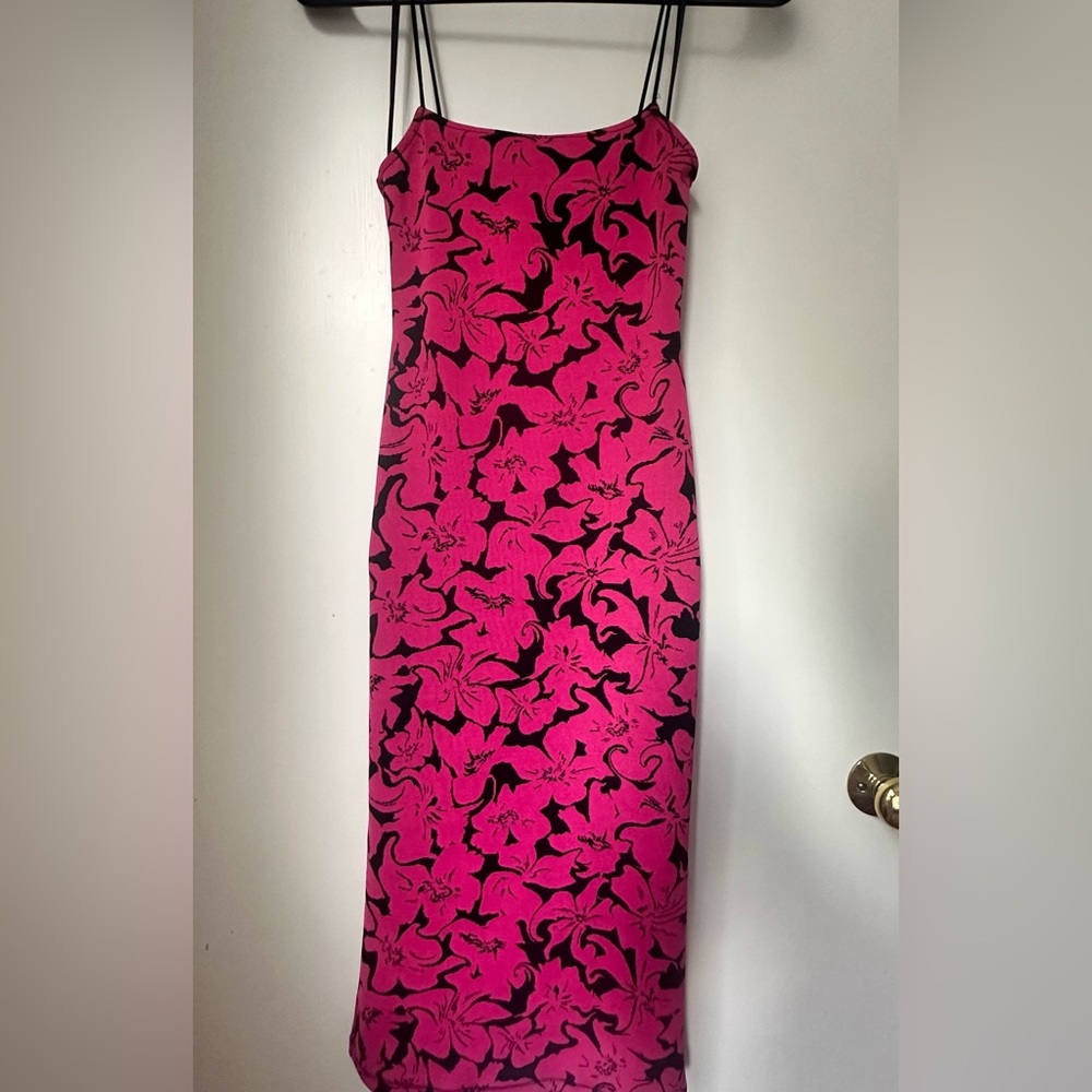 Zara Pink Midi dress!